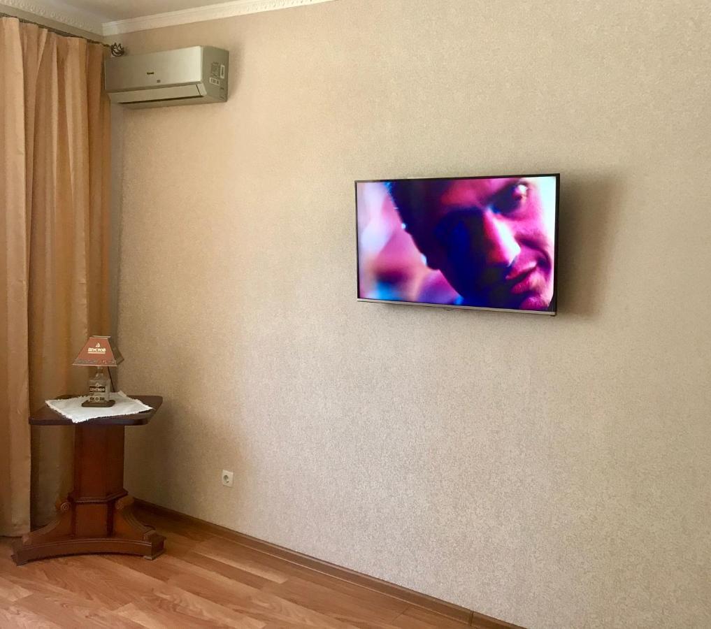 Apartments & Vernissage On Kostandi Street Odessa Luaran gambar